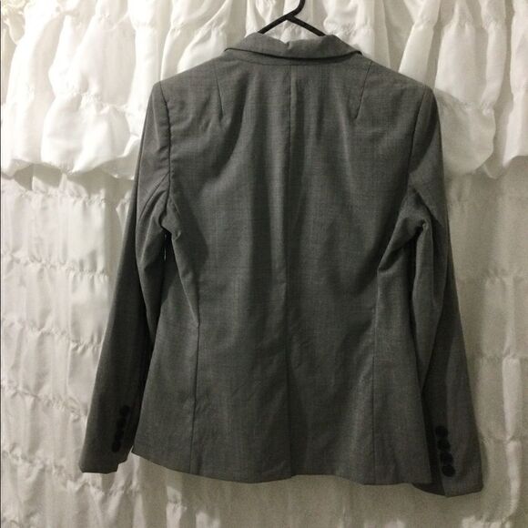 DKNY Sz 6 Gray Blazer double breasted - Picture 4 of 6